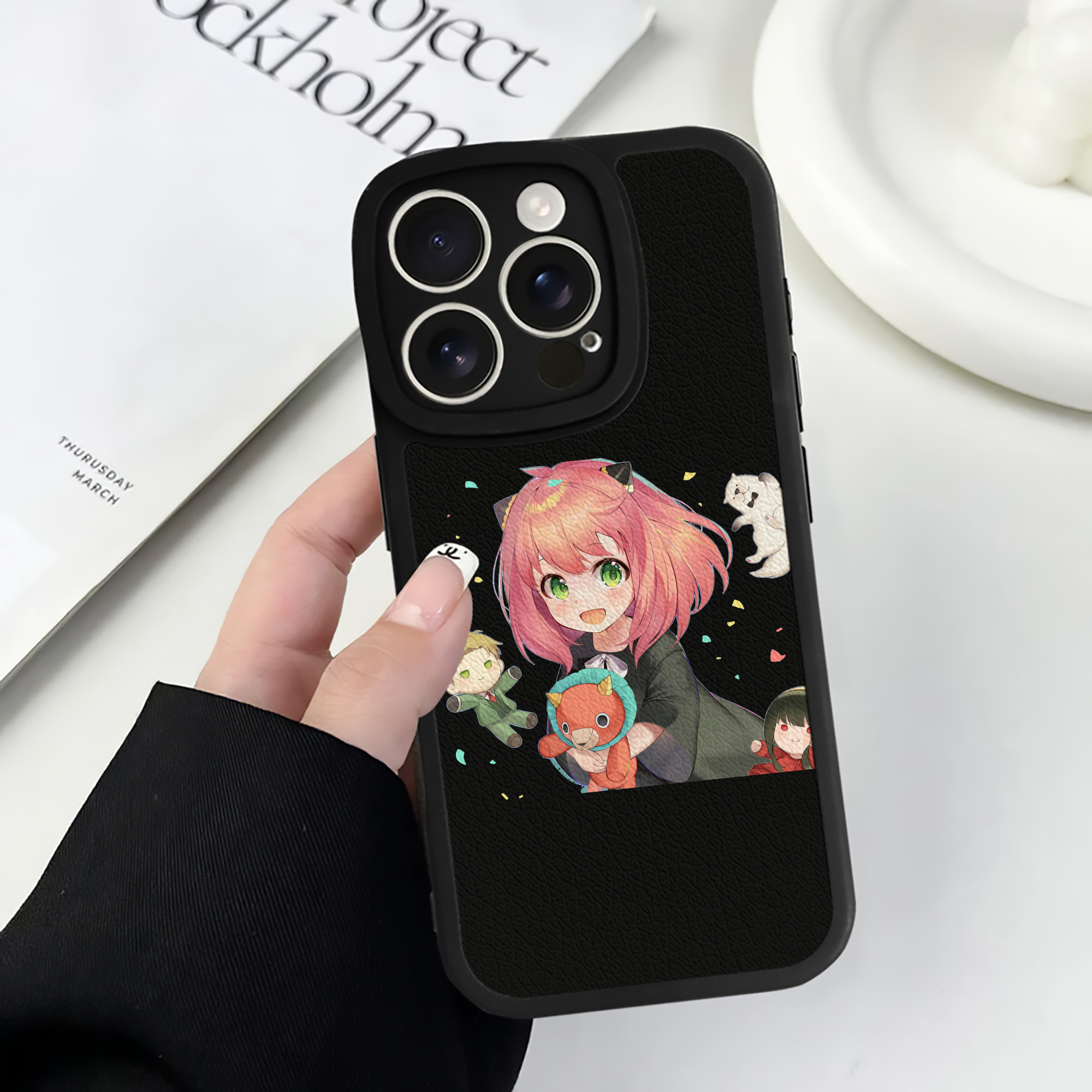 （画像用） SPY×FAMILY间谍家家酒 【iPhone 16シリーズ対応】シリコンスマホケース（レザー調） 材質：シリコン
